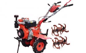 China 6.5 KW Stepless Agriculture Tiller Machine 186F Electric Start Diesel on sale