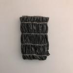 Disposable Non Woven Elastic Hairbands Premium PP Ruffled Headband White Black