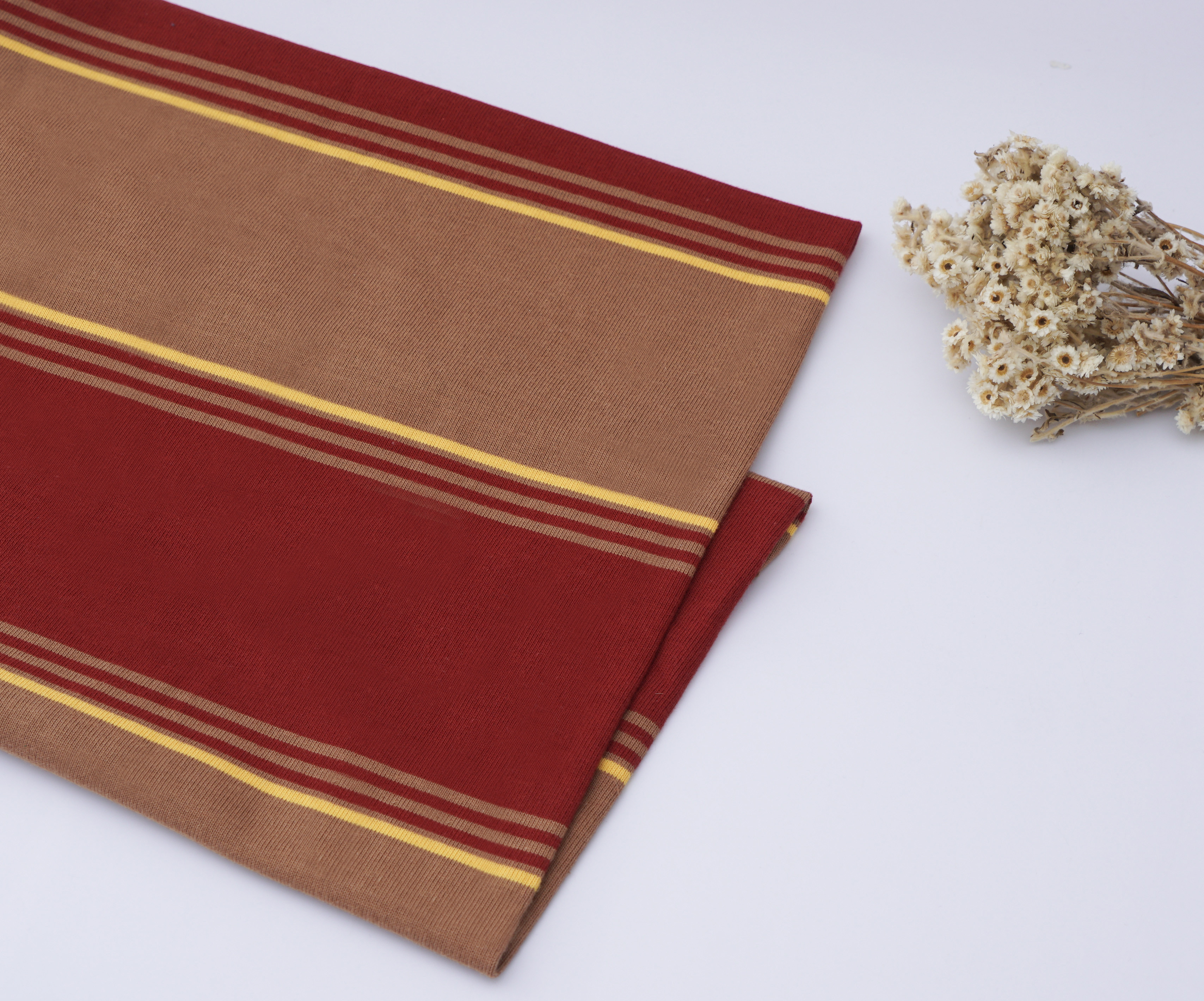 Fashionable Excellent Quality And Comfortable Striped Material Fabric For Casual Wear