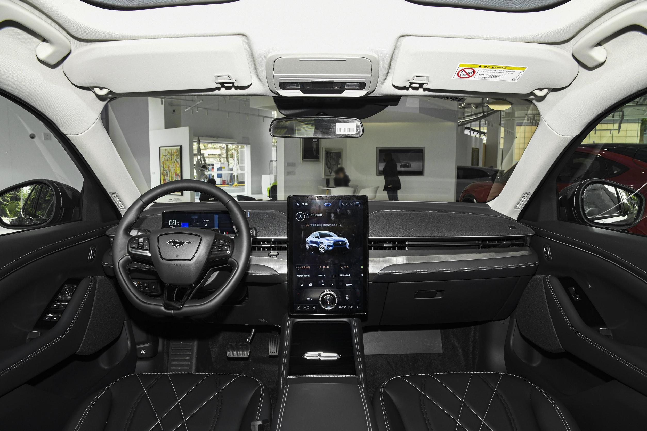 2024 Ford Mustang Mach-e Medium SUV Electric Vehicle with Blue Leather Interior and Energy-Saving LED Lights R18 Tires
