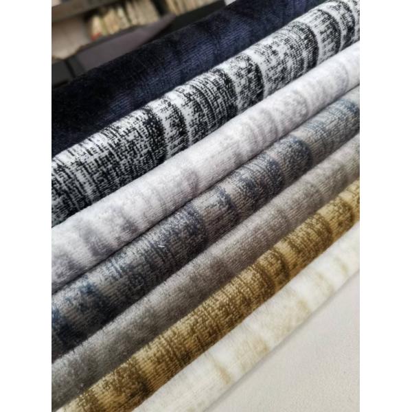 Shrink Resistant Multi Color Upholstery Velvet Fabrics Custom Jacquard Fabric