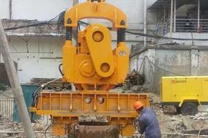 Wholesale Remote Control Pile Driving Equipment Electric Pile Vibro Hammer from china suppliers