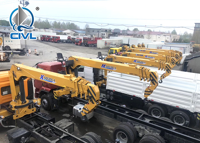 HOWO 6x4 10 Ton Folding Boom Truck Mounted Crane Engine 160hp - 290hp