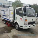 HOWO 7CBM High Pressure Brush Sweeper Road Cleaner Vehicle With Water Saving