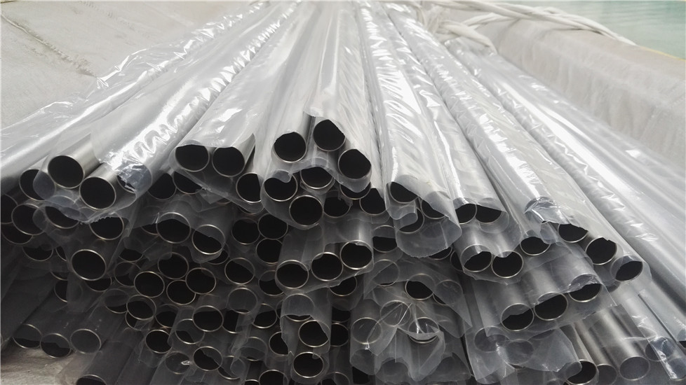 Light Weight Heat Exchanger Tube , Gr9 Gr12 Precision Seamless Titanium Tube