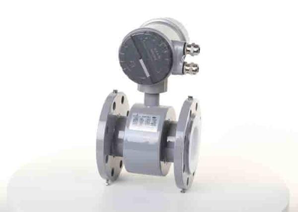 Quality Smart Utility Electromagnetic Flow Meter Rubber / Ptfe Liner Flange Pipe Connect for sale