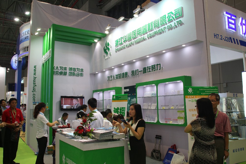 Power free disposable medical examination latex gloves