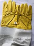 Durable Yellow Sheepskin Beekeeping gloves with white soft ventilated part,