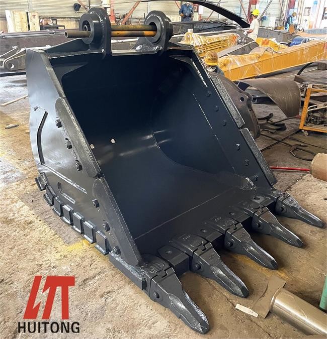 Komatsu 20 Ton Excavator Rock Bukcet 0.25 Square Meters
