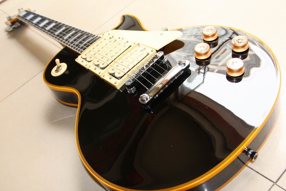 One Piece Neck In Black LP 3 Pickups Ace Frehley Budokan Vintage LP Electric Guitar