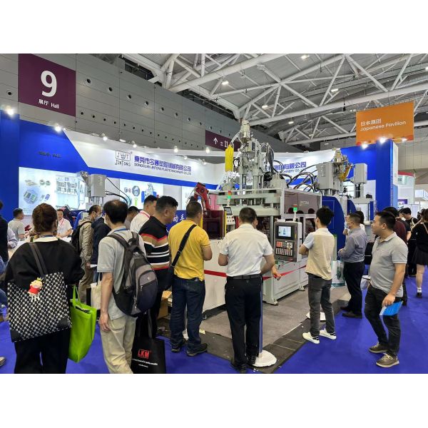 Single Shuttle Slider Hydraulic Vertical Plastic Injection Molding Machine 120T PLC Controlled PA/PC Compatible JINTONG Brand