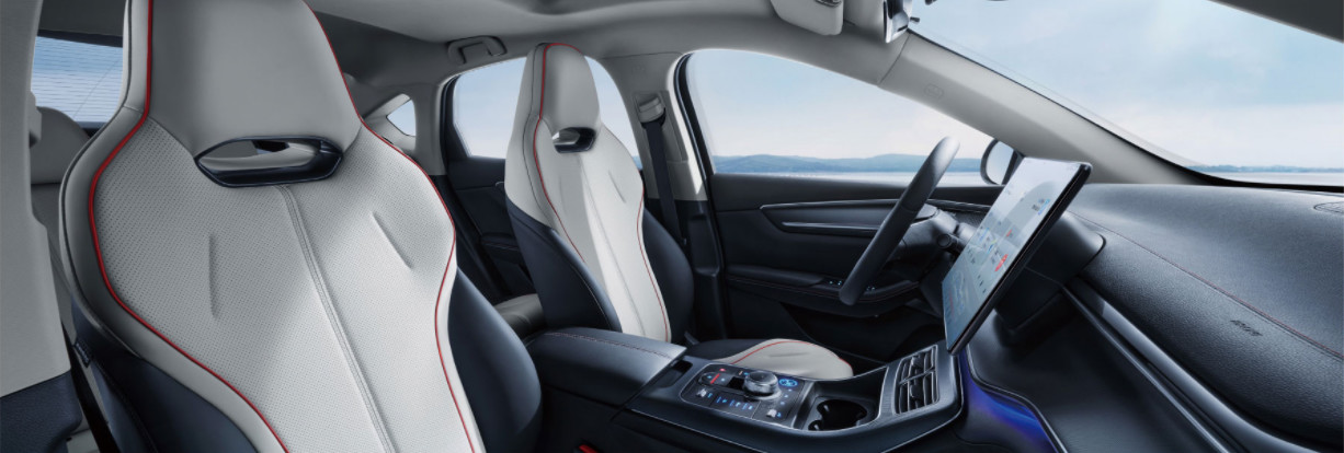 BYD's 2024 Destroyer 05 Honor Edition for D-mi hybrid and EV versions