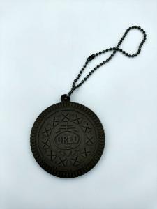 China Soft Custom Pvc Keychain Keyrings Innovative Reusable OREO Design on sale