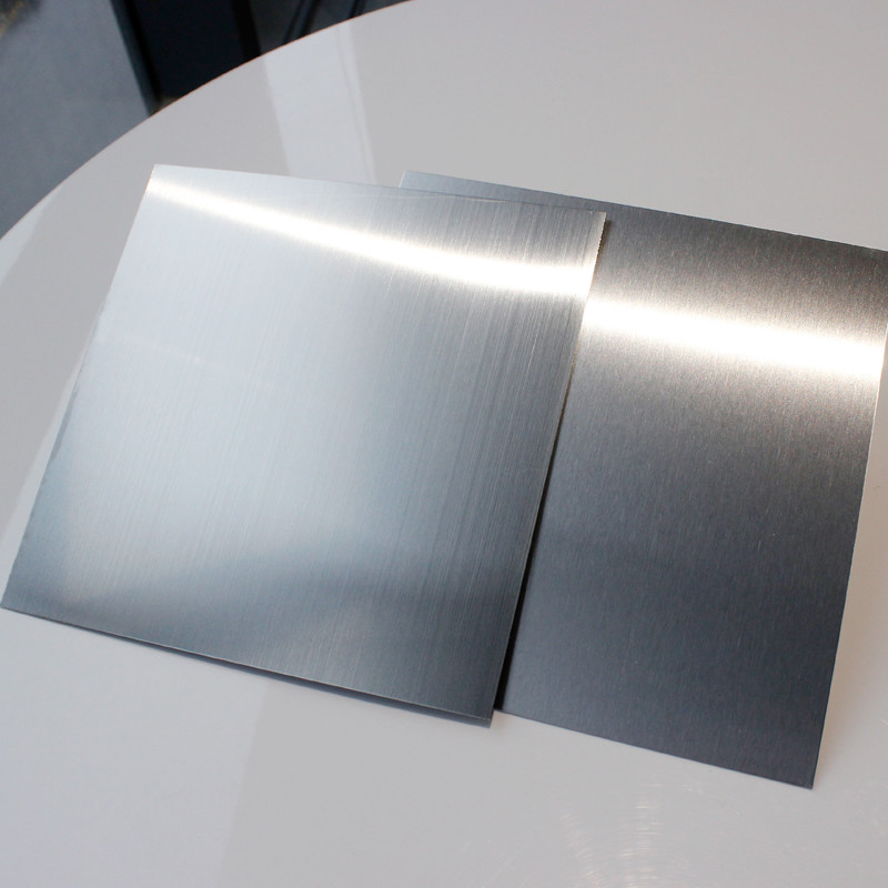 304 Grade Brushed Stainless Steel Sheet 0.9Mm Black Hairline Finish