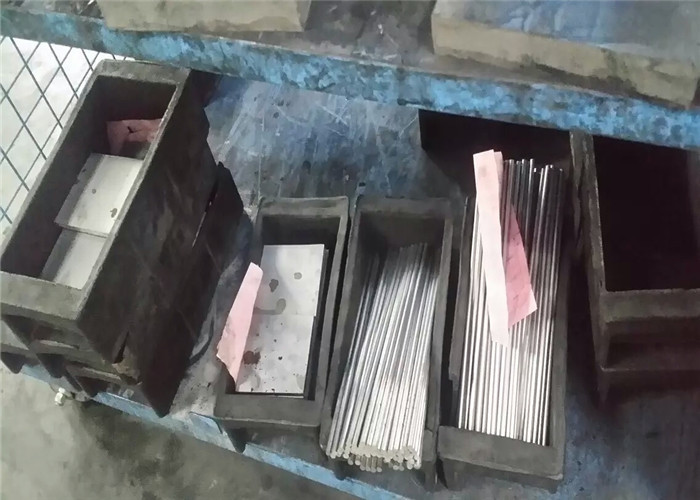 Rectangular Tungsten Carbide Blanks , Tungsten Plate Stock For Wear Parts