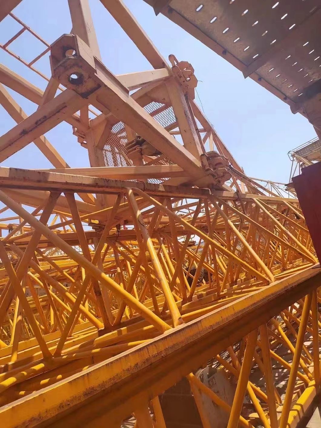 Zoomlion Hot Sale Model Wa6015-8A Used Tower Cranes