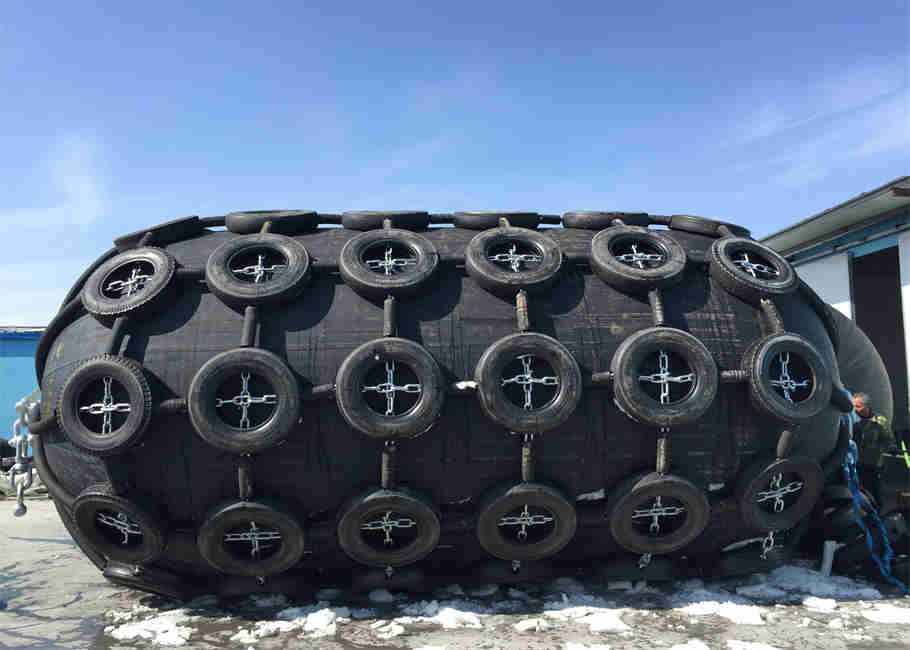 3.3 Mx6.5 M Yokohama Type Fender Floating Pneumatic Rubber Fender