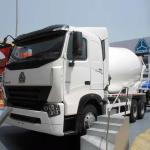 Sinotruck Concrete Mixing Equipment / Cement Mixer Truck 10CBM 371HP 6X4 LHD