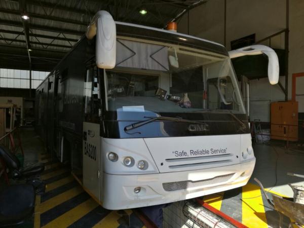 Aluminum body airport transfer bus with cummins engine and thermo king air