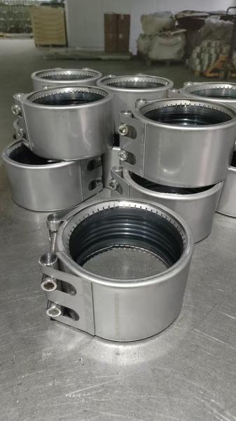 Stainless Steel 201 Fastening Material EPDM / NBR Seal Ring Grip-type Pipe Clamp