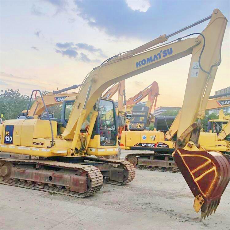 Used Komatsu PC130-7 13 Ton Excavator Made in Japan for Engineering Construction 2019