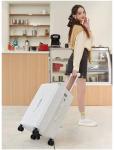 New Design Factory Wholesale Large Capacity Suitcase Carry On Luggage PC ABS