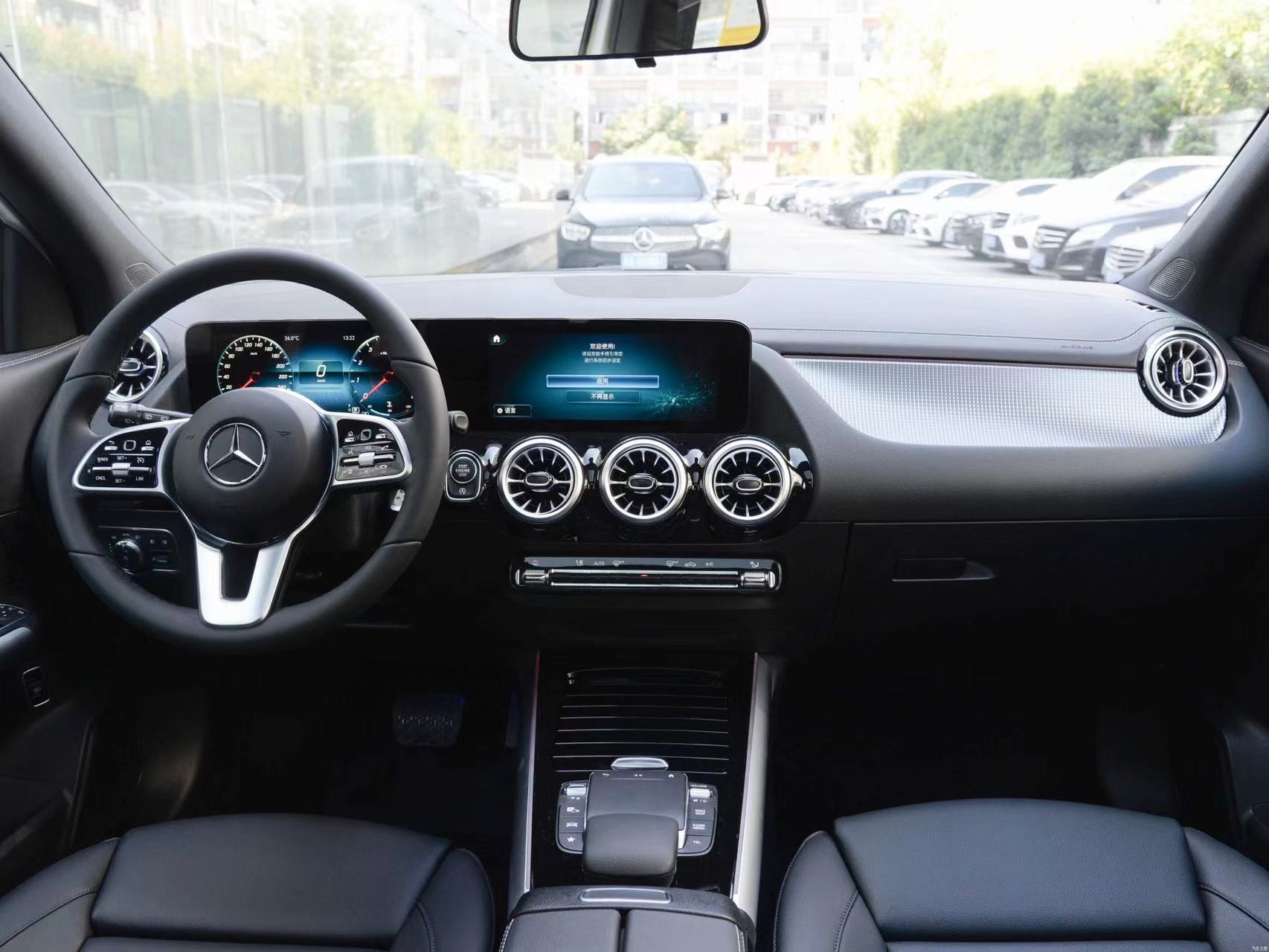 Mercedes-Benz 2023 GLA 220 4MATIC Version Compact SUV Luxury New