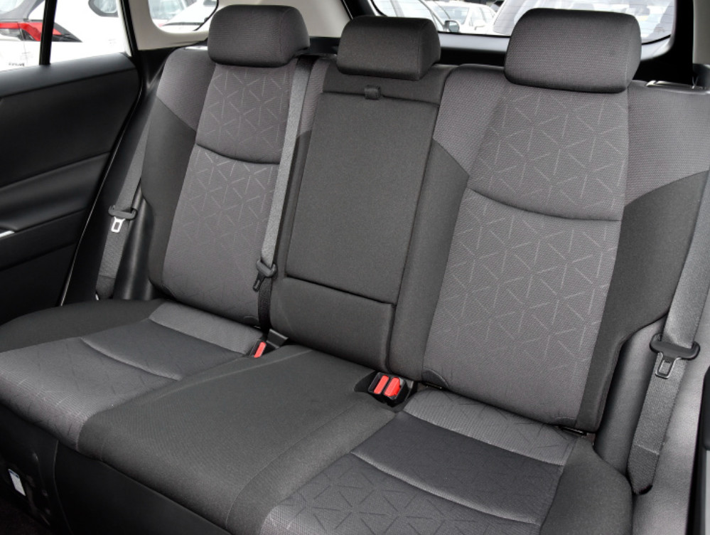 Toyato RAV4 2022 Dual engine 2.5L E-CVT 2 WD Version HPEV E-CVT 5Door 5seats Car