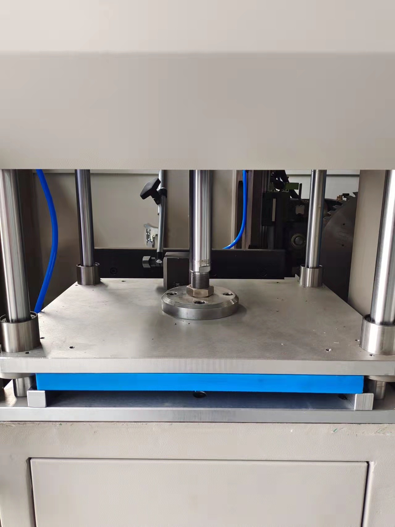 5 Axis 350mm End Milling Machine Aluminium Door Machine