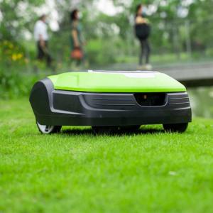 China Cordless Garden Battery Powered Automatic Lawn Mower on sale