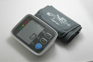 Wholesale Upper Arm Electronic Blood Pressure Monitor With Bluetooth , Electronic Blood Pressure Meter from china suppliers