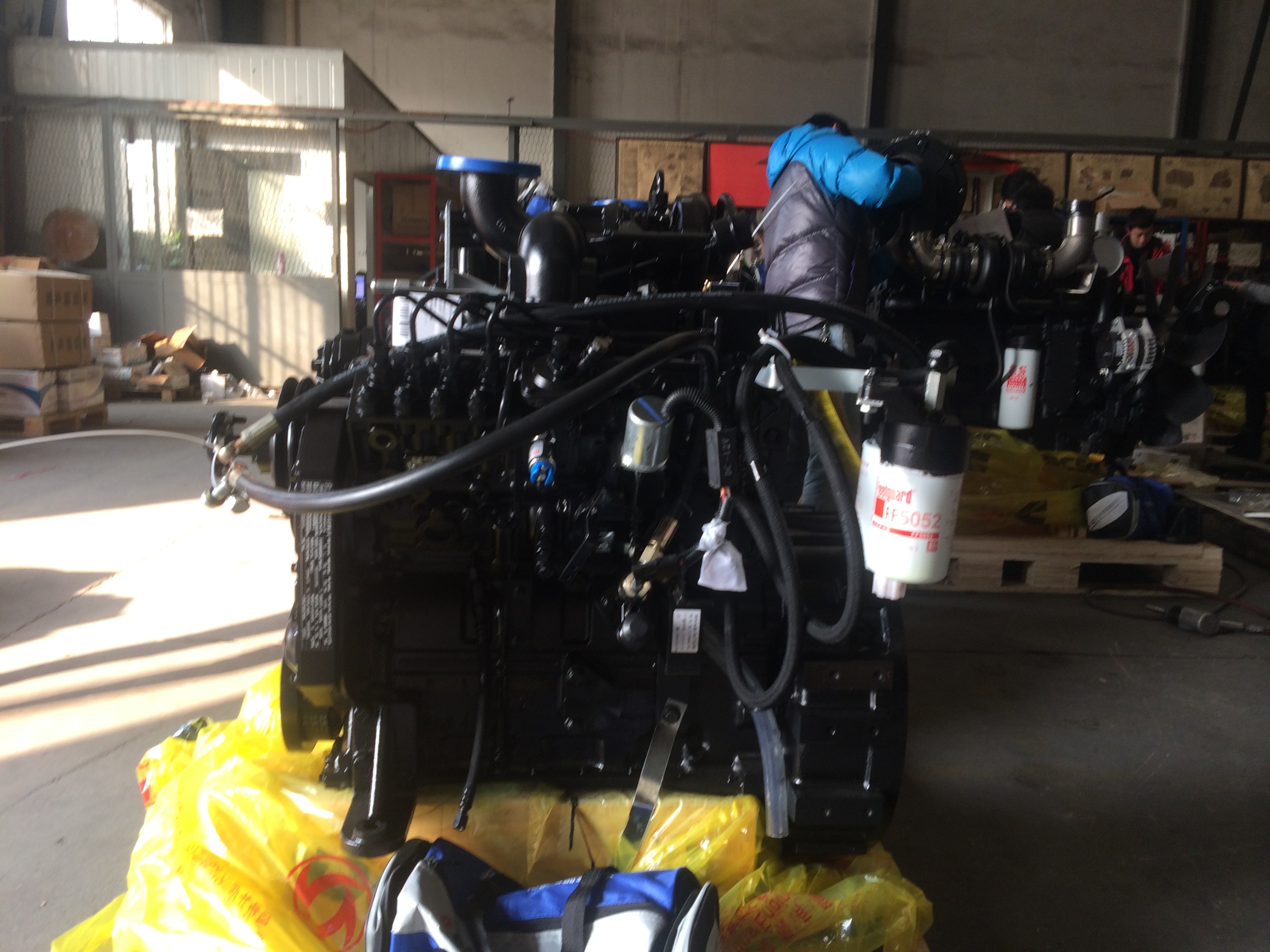 Dcec Cummins Diesel Engine 4btaa3.9-C125 for Construction Industry Engneering Project