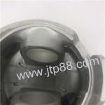 ELF Truck Parts 4HL1 Diesel Engine Piston 3.0 + 2.0 + 3.0mm Ring Size For Isuzu