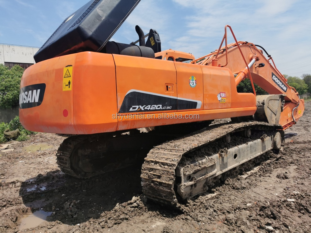 Original Doosan Dx420 Super Excavator with High Slope Efficiency and Good Cab Sealing