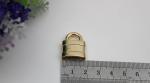 Custom high quality 3 size zinc alloy light gold decorate handbag metal turn