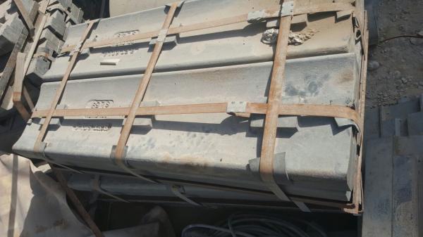 symons crusher blow bars impact crusher spare parts High Chrome impact crusher
