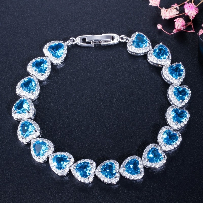 Elegant Prom Party Bracelets Jewelry Heart Shape Bracelets Blue Purple Red Green Yellow Crystal Stone Charm Bracelets