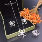 18K White Gold Diamond Jewelry Set with Necklace Ring and Earrings