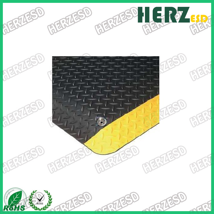 Yellow / Black Anti Fatigue Mats Industrial 3 Layers Structure Customized Size