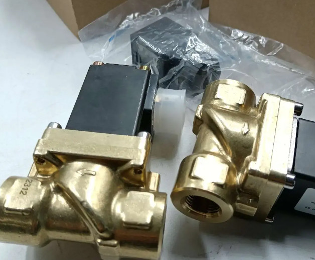 High Quality Atlas Solenoid Valve ZS1202591 Screw Air Compressor Parts Metal Air Filter Wholesale