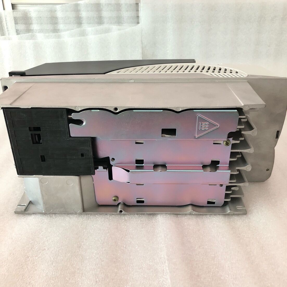 Emerson​ SP2401 01/2019 SERVO DRIVE VARIABLE FREQUENCY 3 PHASE 380/480 VAC