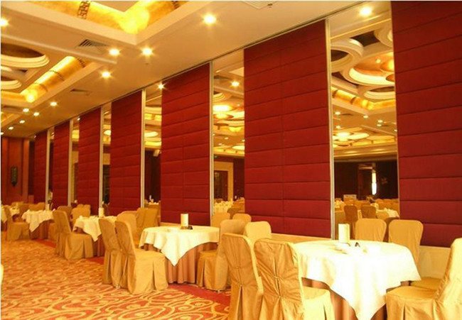 Red 38-45db Movable Soundproof Room Divider Walls 6063-T6 Aluminum Frame