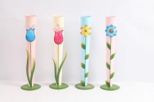 Wholesale Tall Iron Vase With Round Bottom Plate Exquisite With Metal Flower Decor from china suppliers