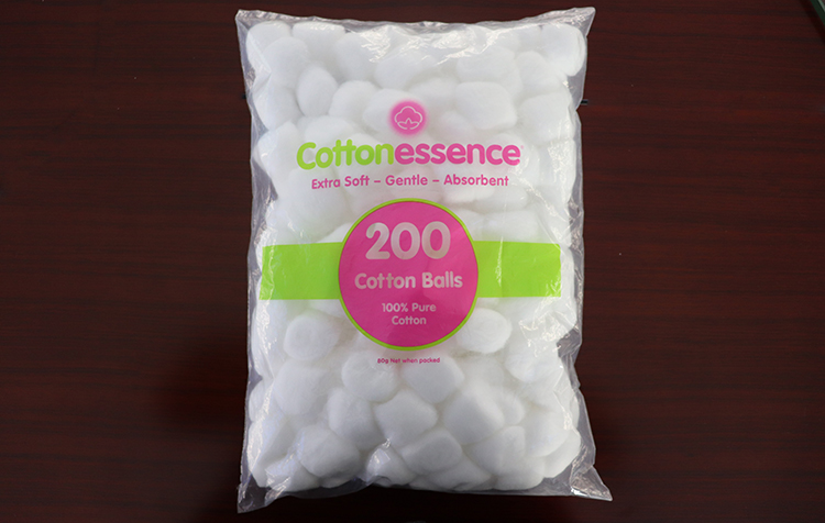 Small Medical Cotton Balls Round Shaped Environmentally Friendly Non Toxic