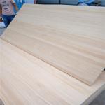 Traditional Design Style Zealand Pine Wood Sheets With Density 480-550kg/M3
