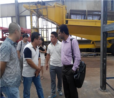 Lightweight Diesel Mini Dredger for Small Scale Gold Mining