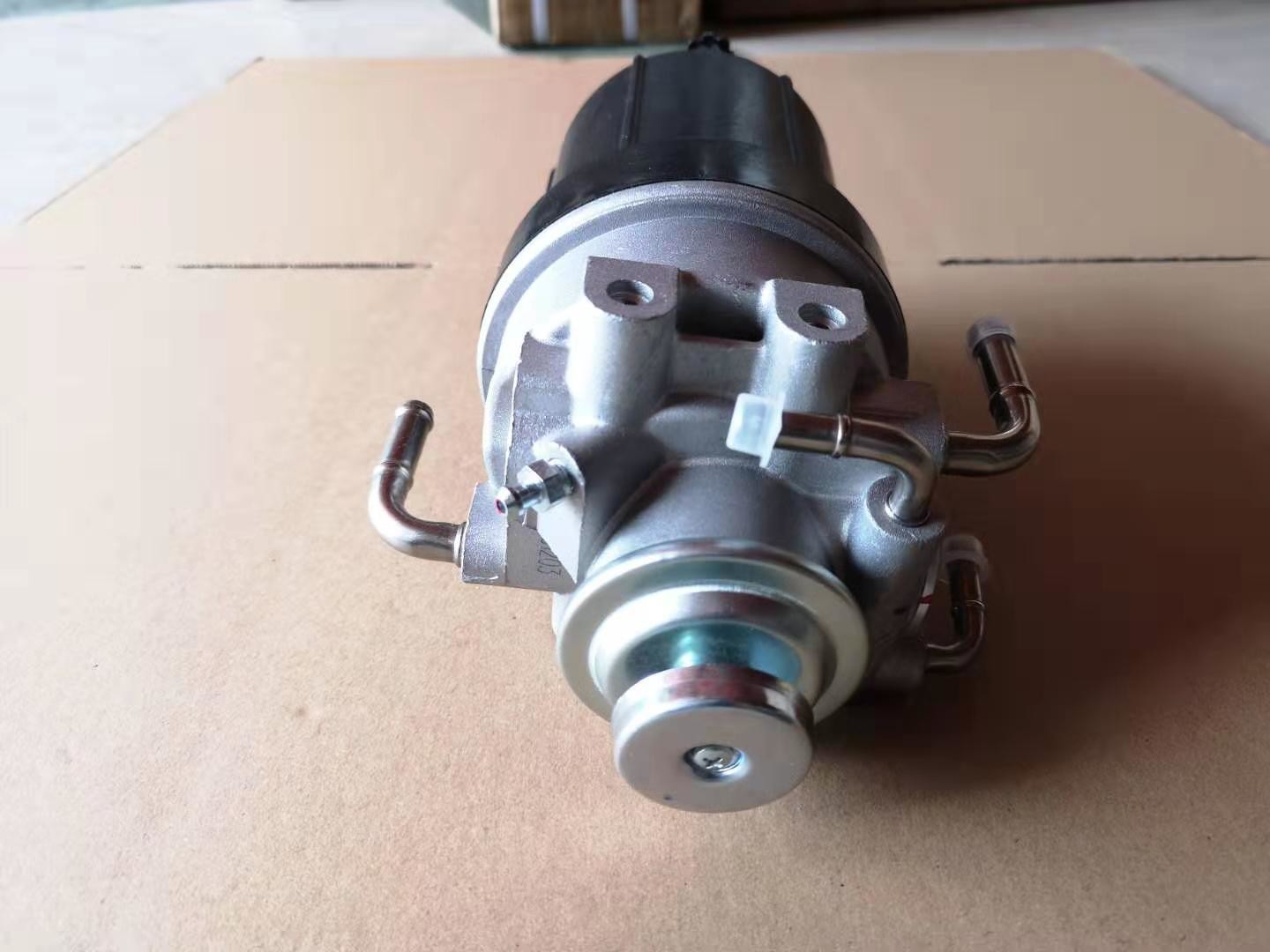 FTR FSR 6HK1 Engine Fuel Filter 8981629044 Water Fuel Sedimenter With Feed Pump Filter Assembly