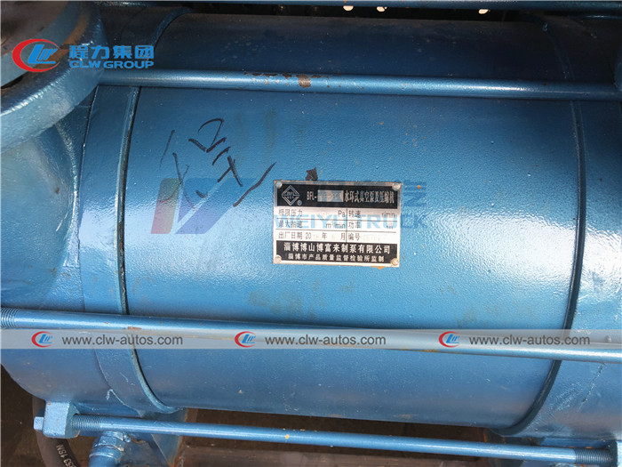 Right Hand Drive Sinotruk Howo 16000L Vacuum Septic Truck