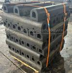 Heavy Duty Hot Galvanizing Chain Ship Docking D Type Fender Bolted Installation