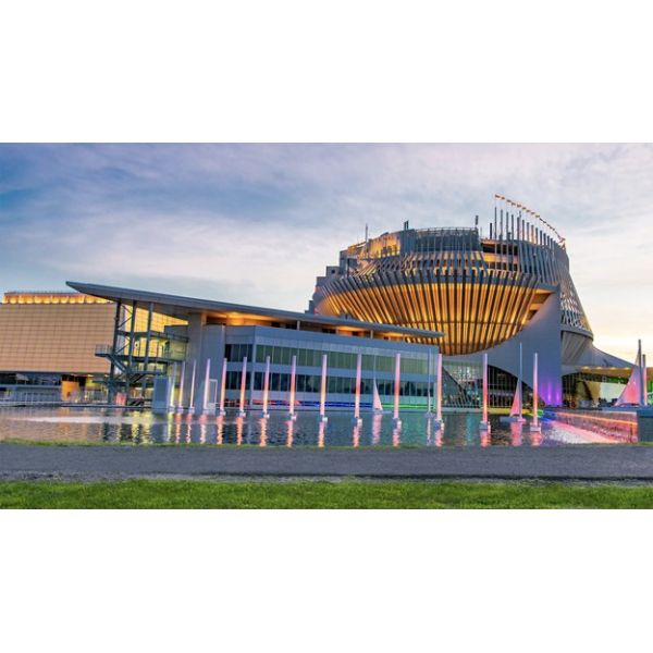 Prefabricated Large Span Steel Structural Frame Entertainment Buildings